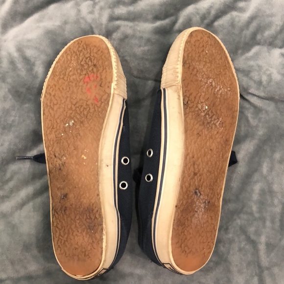 Sneakers - Picture 2 of 3